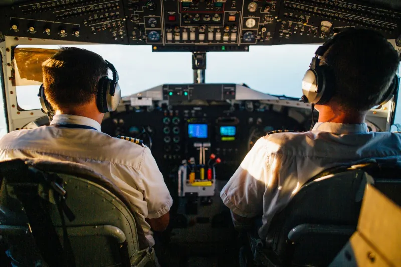 Cleared to the Gate: Building Authentic ATC Communication Skills for Serious Flight Simmers