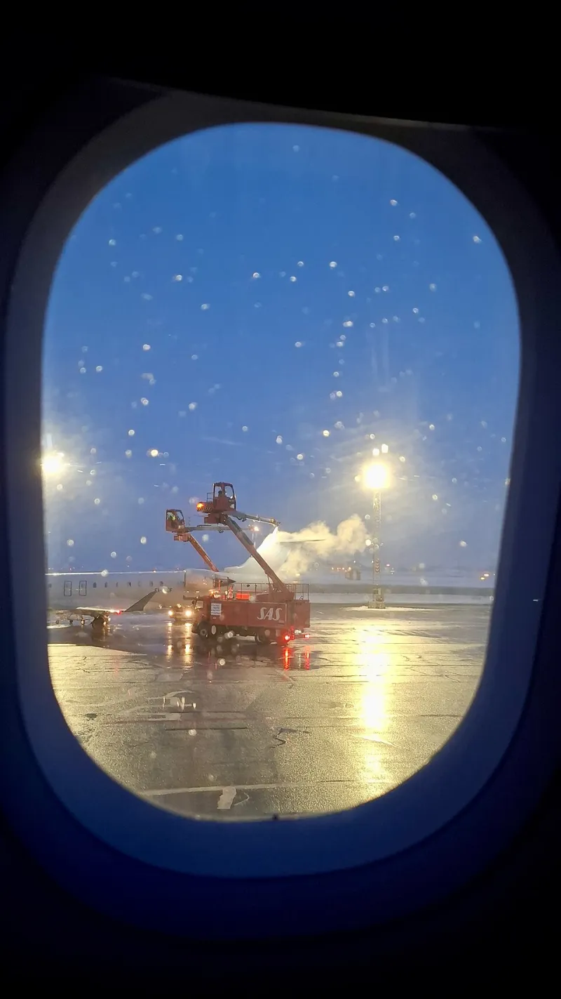 Frozen Ramp: A Simmer's Complete Guide to Winter Gate Operations at US Hub Airports