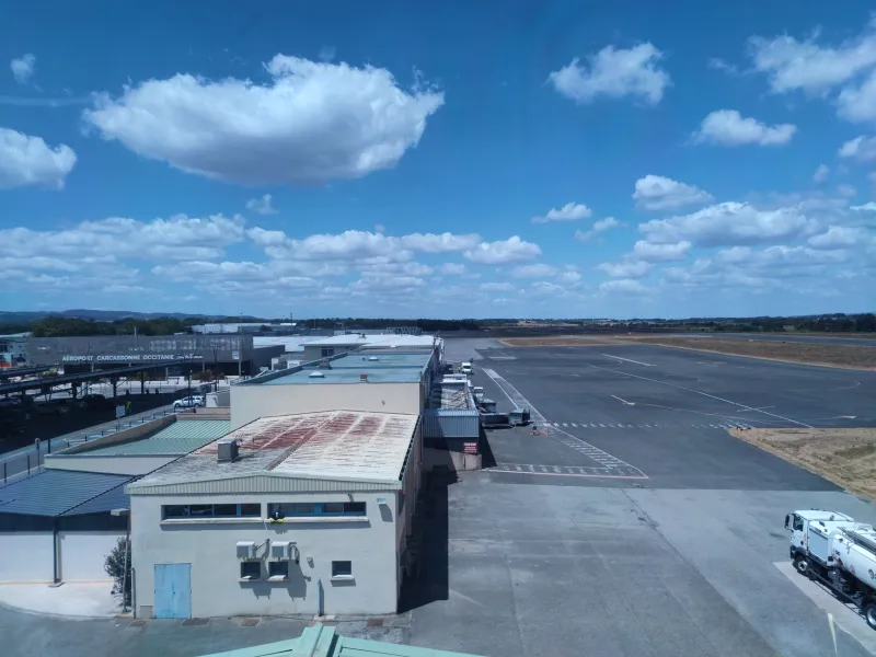 Gates That Lie: Identifying the Hidden Taxiway Conflicts That Make Available Stands Unreachable