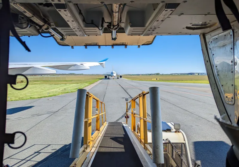 One Bridge, One Break: How a Jetbridge Misalignment Unravels an Entire Simulation Session